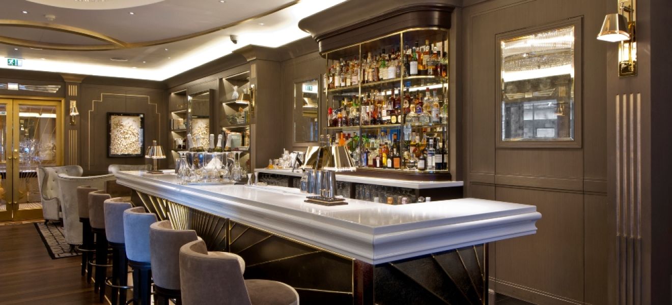 Hyatt Regency London The Churchill Bar and Terrace