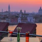 Skyline Hilton Molino Stucky Venice rooftop bar views